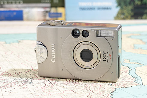 平成」デジカメ栄枯盛衰史：荻窪圭のデジカメレビュープラス（2/3