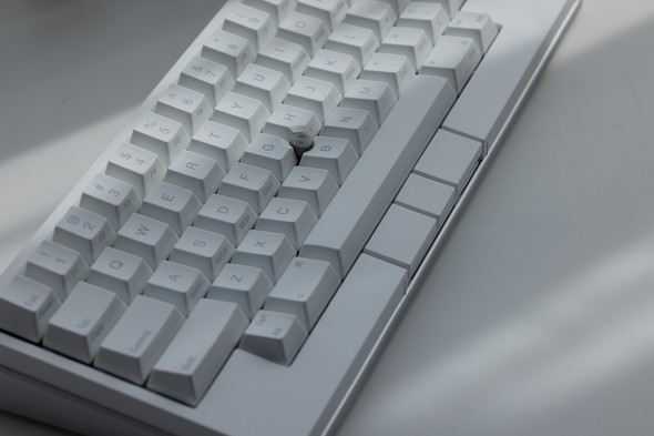 HHKB Studio」に真っ白な「雪色」登場 - ITmedia NEWS