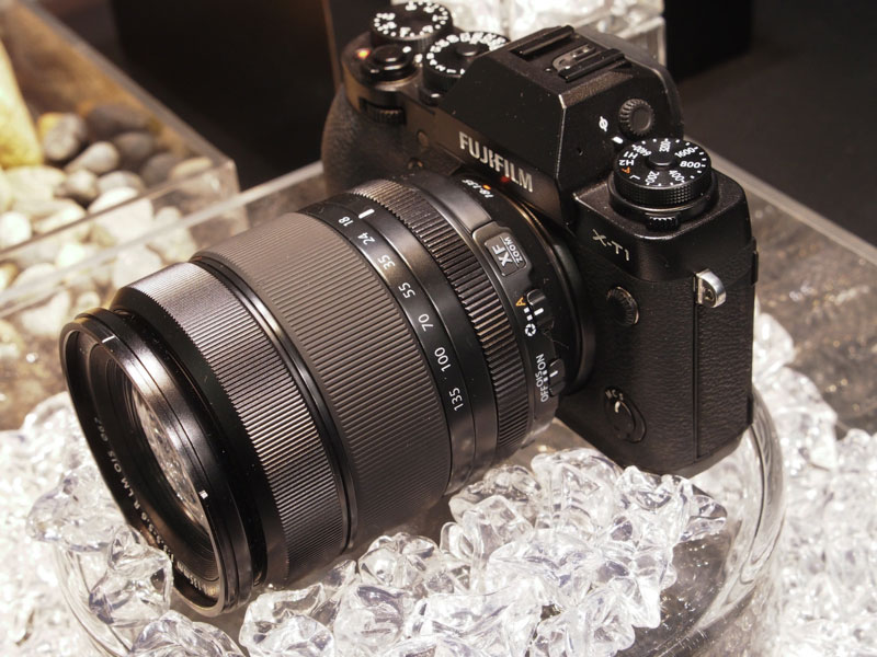 富士フイルム、「X-T1」と「XF18-135mmF3.5-5.6 R LM OIS WR」購入者に