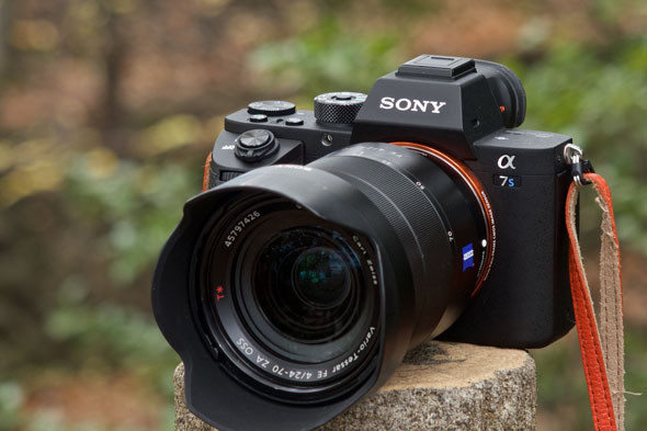 本格的な映像作品にも手が届く超高感度ミラーレス機――ソニー「α7S II