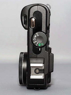 デジタル版GR1”を予感させる本格志向――リコー「Caplio GX8」：レビュー