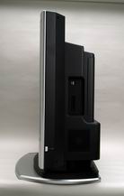 なんと37インチワイド液晶ディスプレイがPCにっ！――富士通「FMV