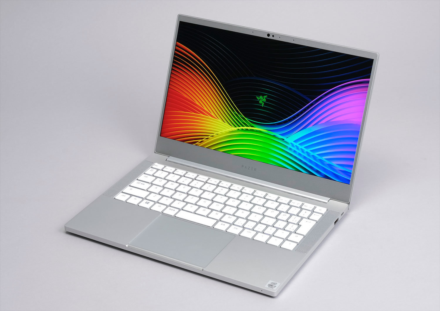 第11世代Iris Plus Graphicsは本当にゲームに使えるのか――「Razer