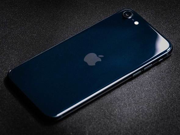 最新iPhoneの魅力を万人に届ける「第3世代iPhone SE」の破壊力：最新