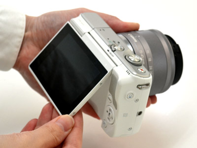 試用レポート： キヤノン ミラーレスカメラ「EOS M10」