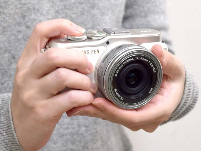 やっぱり可愛いOLYMPUS PENの最新モデルは、サクサクシェアでめちゃ