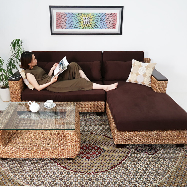 ヒヤシンスL字型ソファ。モダンデザインで極上のリゾート空間を演出