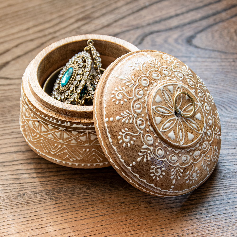 楽天市場】細密ハンドペイントのホワイト小物入れ マンゴーウッド製