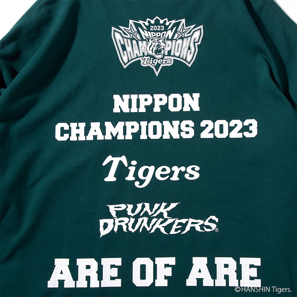 PUNK DRUNKERS - ［PDSx阪神タイガース］2023ARE OF ARE ロンTEE | DOLL