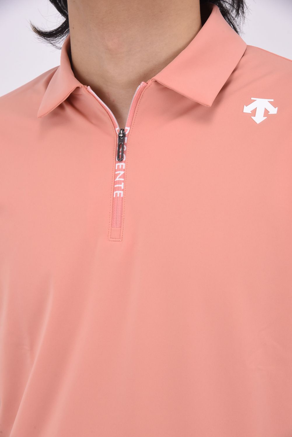 DESCENTE GOLF - 【25SS】 ハーフジップ半袖シャツ (ピンク) | GOSSIP GOLF