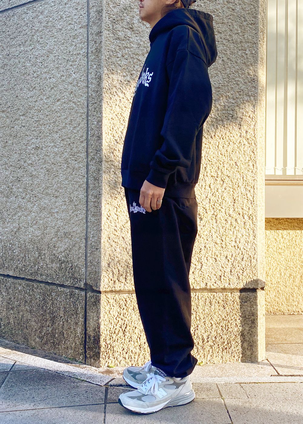 HIDE AND SEEK - The H&S Sweat Pants (BLACK) / 西浦徹 コラボ