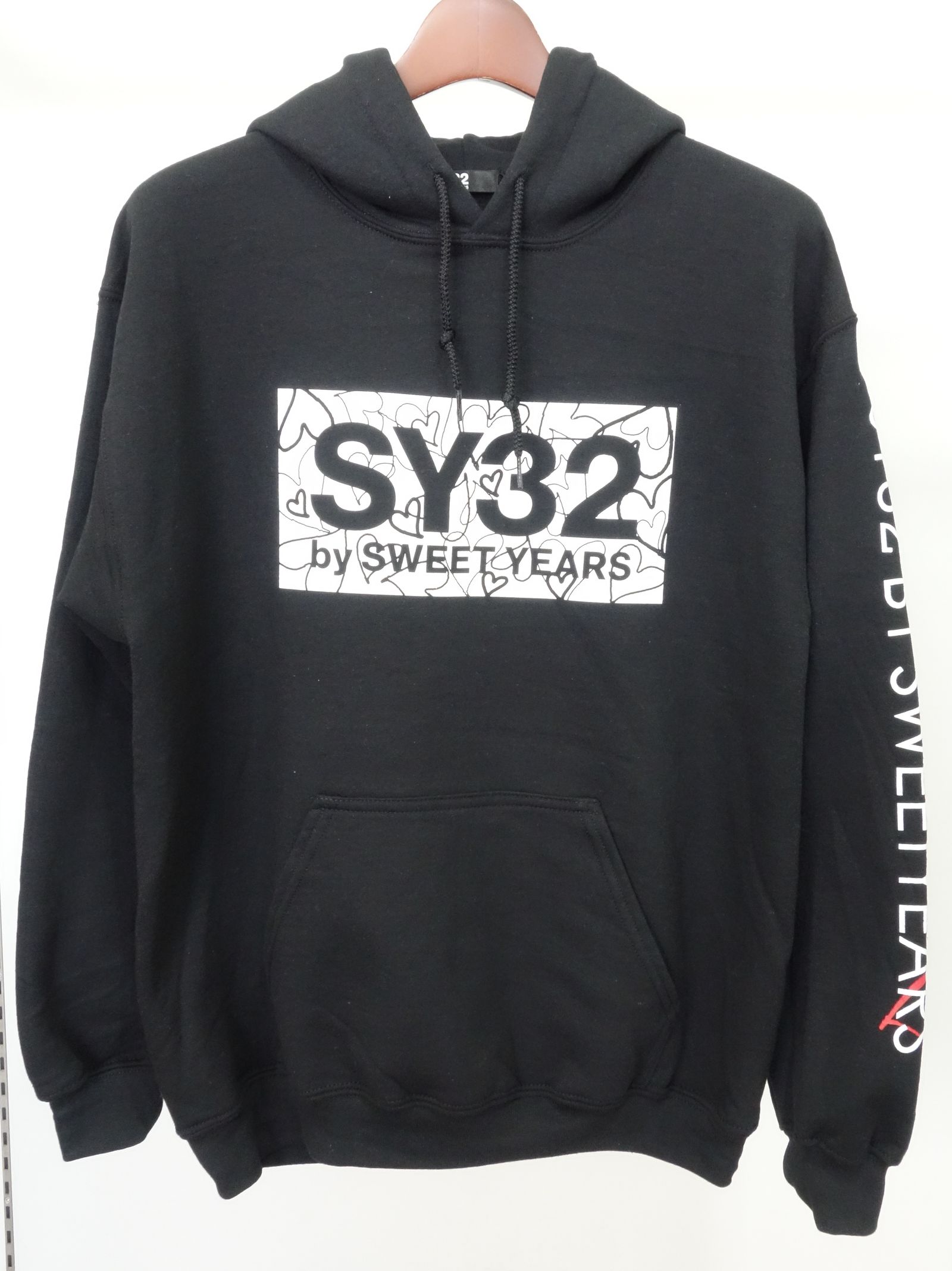SY32 by SWEET YEARS - HEART BOX LOGO P/O HOODIE / 10056J