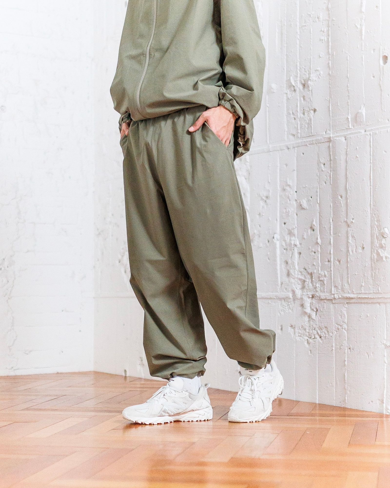 フレッシュサービス CORPORATE TRACK SUIT スタイル 3月1日(土)発売