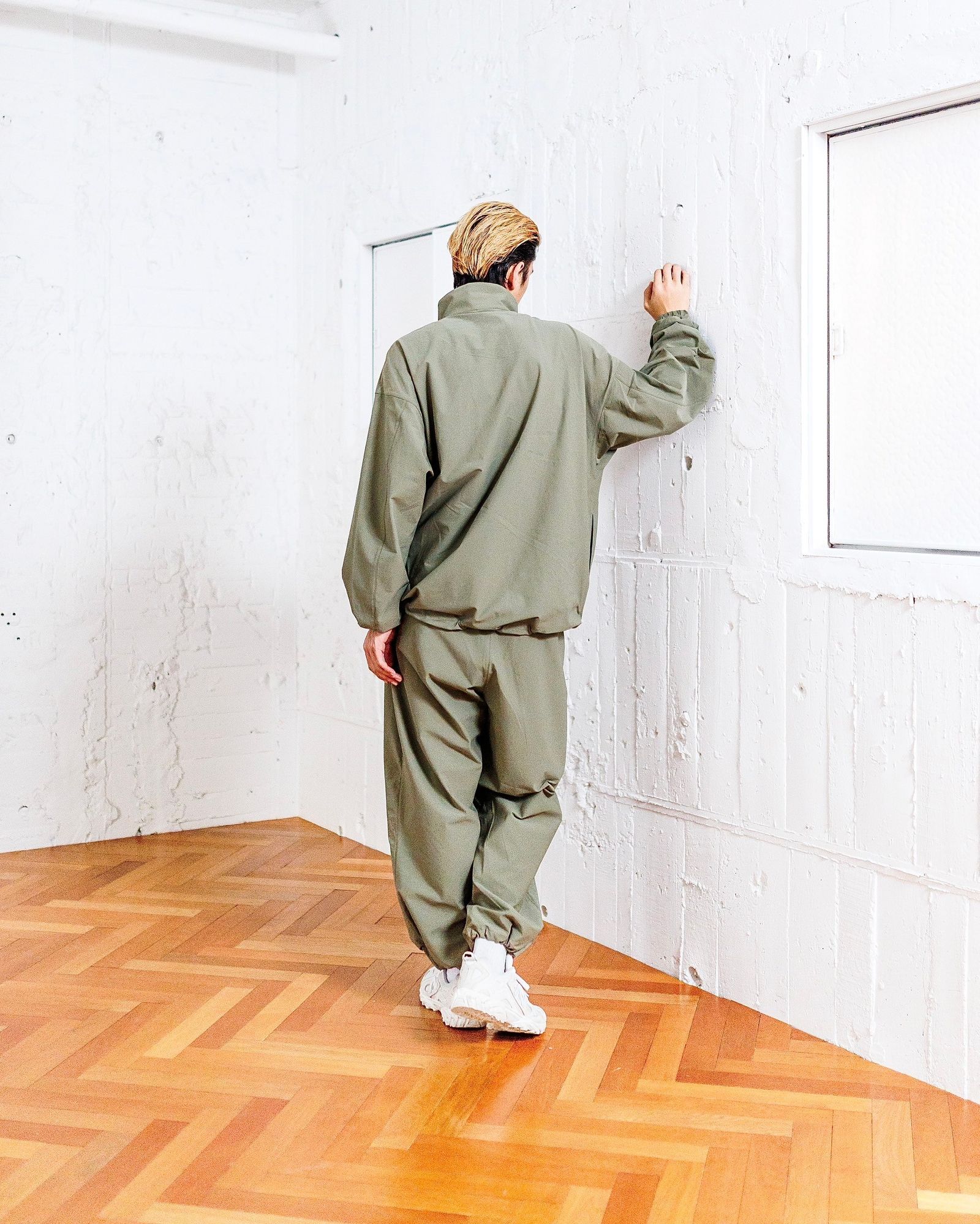 フレッシュサービス CORPORATE TRACK SUIT スタイル 3月1日(土)発売