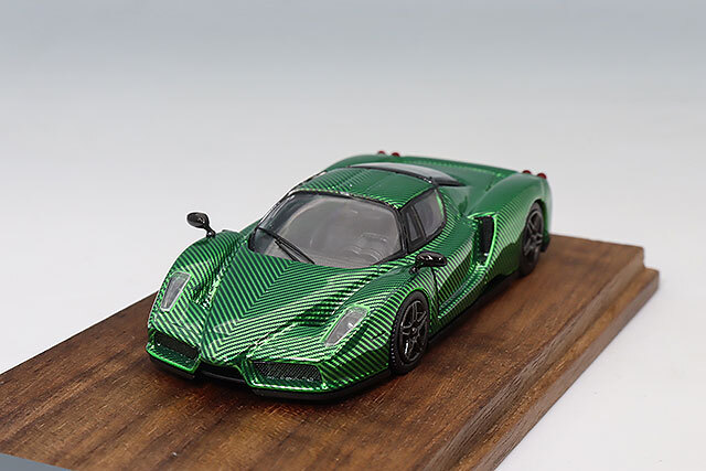 Finclassically 1/64 フェラーリ エンツォ クロームカーボングリーン