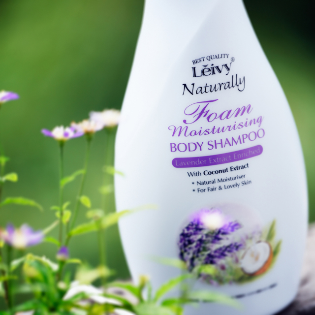 レイヴィーフォームボディシャンプー詰替え用900ml×2個セット