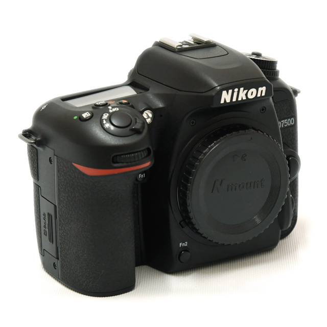 中古】ニコン デジタル一眼 D7500 ボディ【A】15日間保証