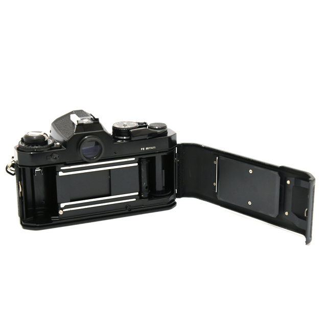 中古】ニコン フィルム一眼レフカメラ FE ブラック【A】