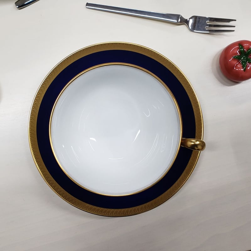 大倉陶園 瑠璃片葉金蝕 ティー・コーヒー碗皿 1客 | つちや陶器店