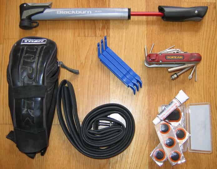 最新版】ロードバイクに必須のパンク修理キットおすすめ10選 | CYCLE