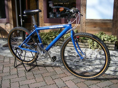 80年代～90年代の「ビンテージMTB」、深沢「天童木工PLY」で展示販売