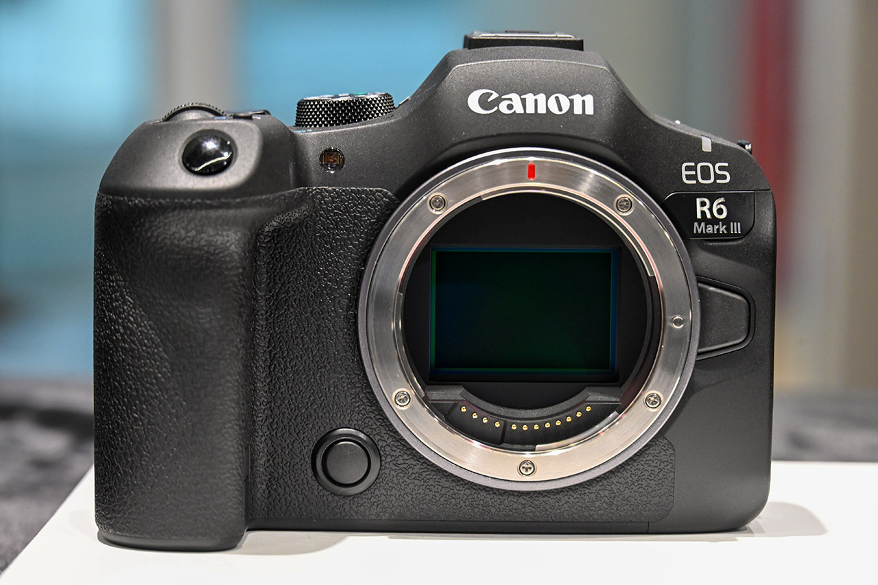 キヤノンが新型ミラーレス「R6 Mark III」発表！ 高画素化・AF性能向上