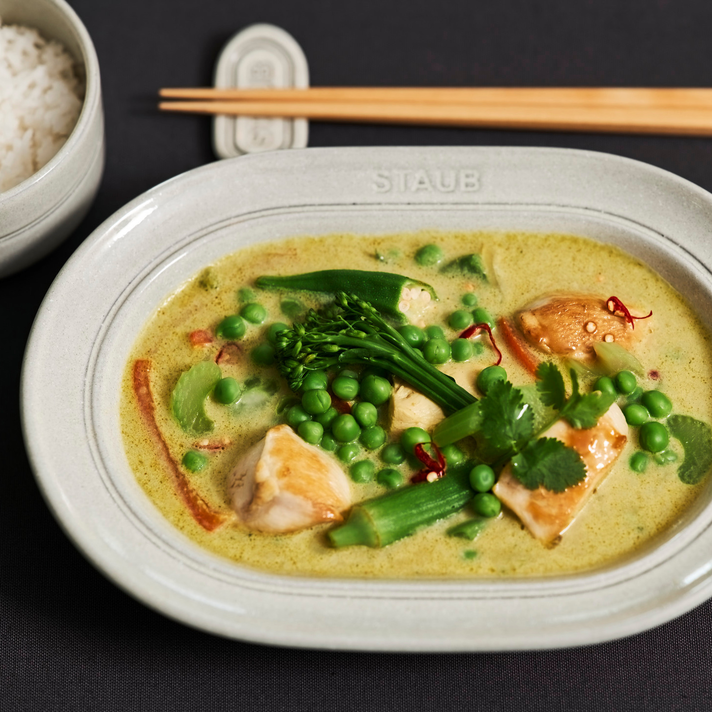 ダイニングライン オーバルプレート カンパーニュ | Staub（ストウブ