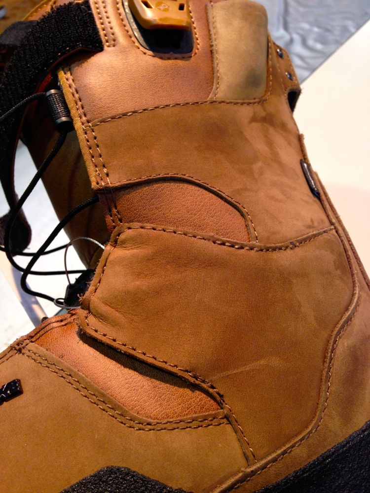 13-14 Deeluxeブーツのテクノロジー紹介 | SIDECAR BLOG
