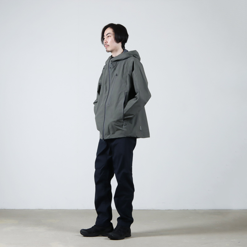 DAIWA LIFE STYLE (ダイワライフスタイル) 136 LIGHT SHELL PARKA GORE