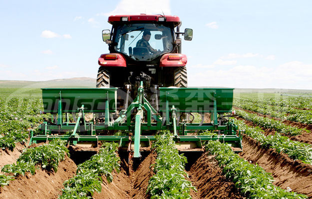 ジャガイモ用うね立て機 - 3ZMP-360 - Transce