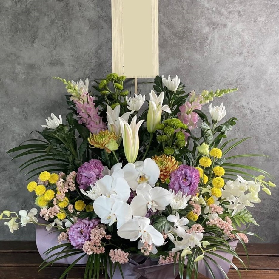 お供え】胡蝶蘭メインで華やかにお供え【アレンジ】御供 お盆 秋彼岸