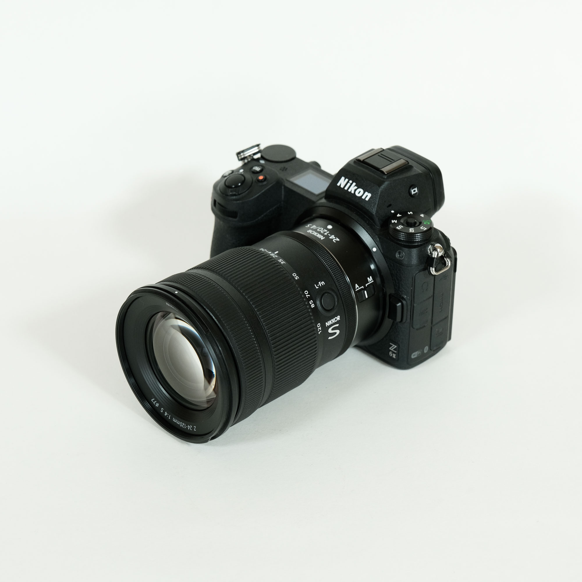 Nikon NIKKOR Z 24-120mm f/4 Sを徹底解説。作例からレビューまで