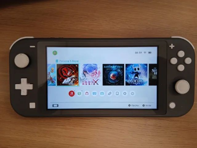 Nintendo Switch Lite + 3 jogos - Zeldas e Mario - Consoles de