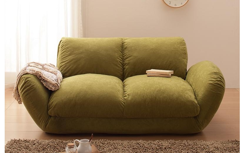 ふかふかボリュームのリクライニングソファーベッド｜ハレノワ