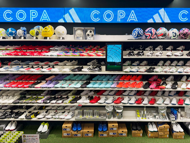 新宿店｜STORE LIST｜サッカーショップKAMO