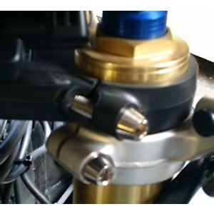 ZX-12Rに適合する｜トップブリッジの商品一覧｜バイクパーツ・用品の