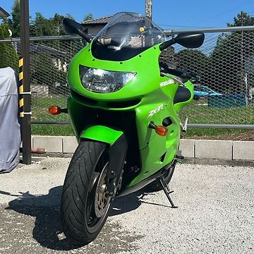焼き芋屋とっしーさんの愛車KAWASAKI ZX-9R 1999年式 Myバイク