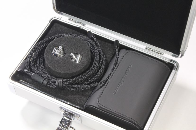 マニアからも一目置かれるAcoustuneの最新イヤホン「HS1697TI