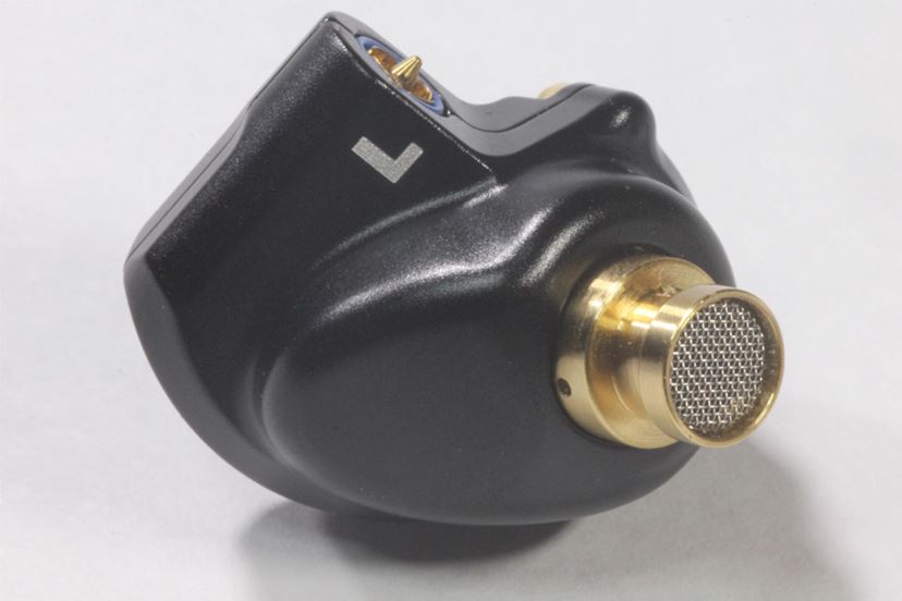 マニアからも一目置かれるAcoustuneの最新イヤホン「HS1697TI