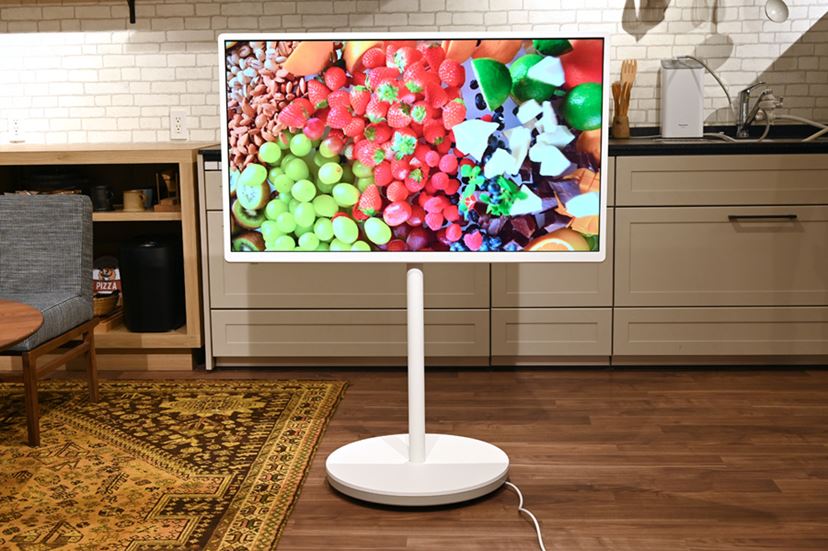 もう設置場所で悩まない！レイアウトフリーで楽しめる新機軸のテレビが