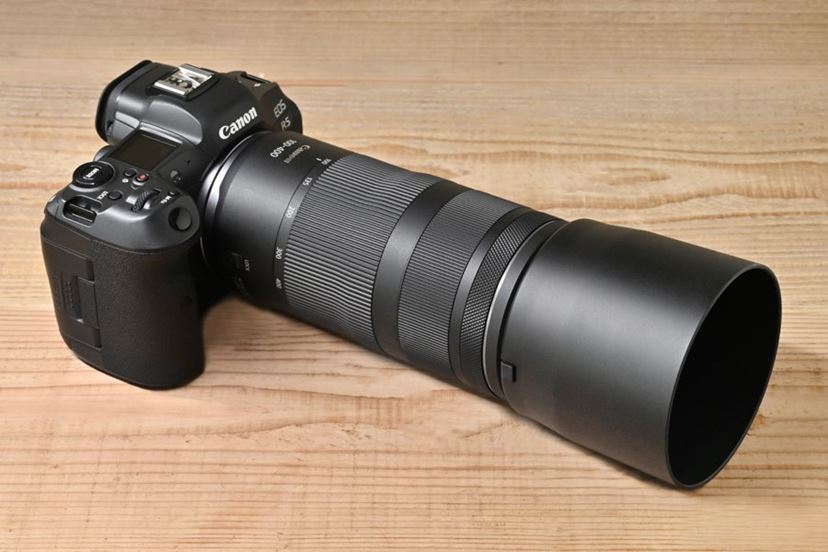 段違いに“軽い”超望遠ズームレンズ、キヤノン「RF100-400mm F5.6-8 IS