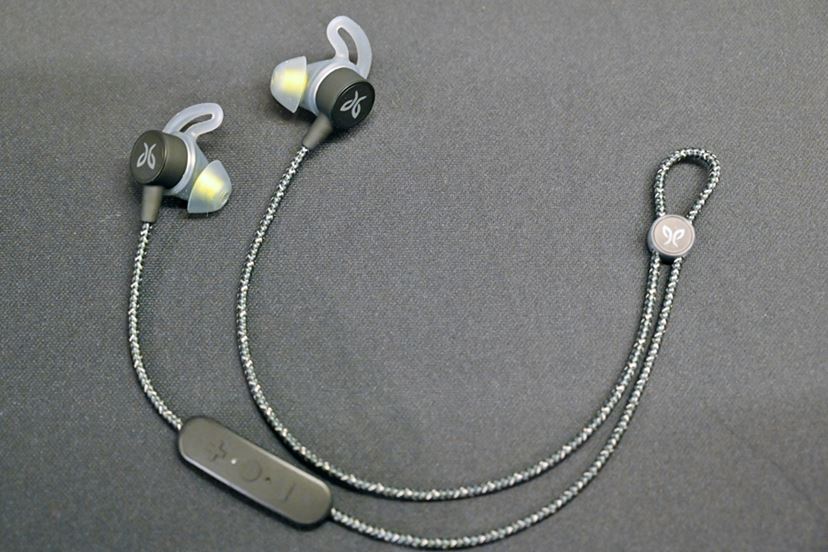 最大14時間連続使用可能なランナーのためのBluetoothイヤホン、Jaybird