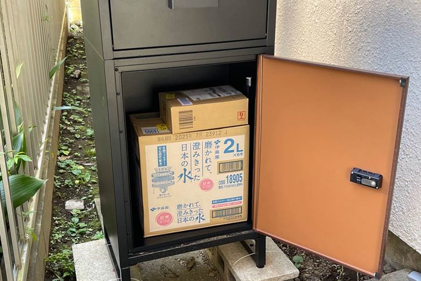ダイヤルを自動リセット！ ズボラ人間の「宅配ボックス」は「ルグラン