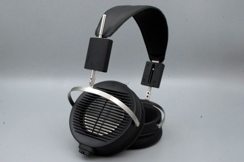 沼”を回避できる!? 静電型ヘッドホンSTAX「SRS-X1000」 - 価格.comマガジン