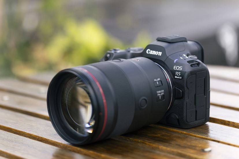 キヤノン「EOS R5 Mark II」の“最強AF”をポートレート撮影でチェック
