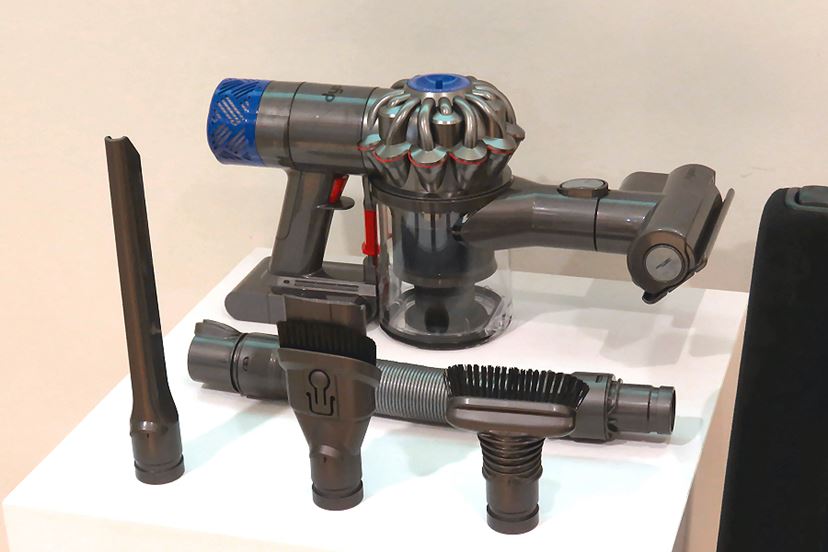 車掃除に最適なパーツが付いたダイソン「Dyson V6 Car＋Boat」を