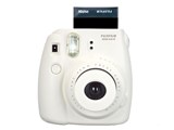 富士フイルム、小型化したインスタントカメラ「instax mini 8 チェキ