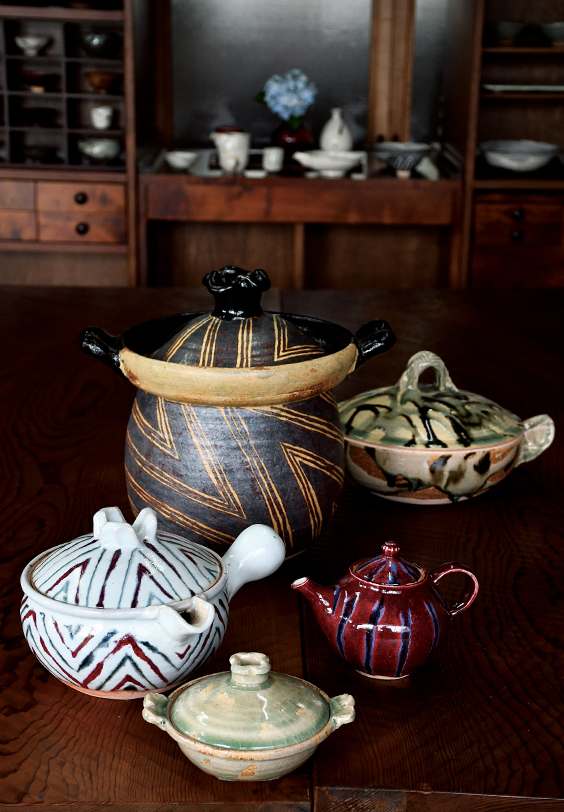 黒織部（黒茶・黒白） | 稲葉直人 伊賀焼土鍋と器｜三重県伊賀市土鍋作家