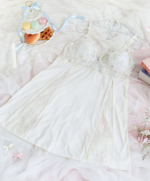 キャシー カップ付スリップ（2002524383） | Risa Magli