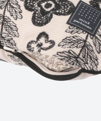 swing garden” gnocchi cushion S | mina